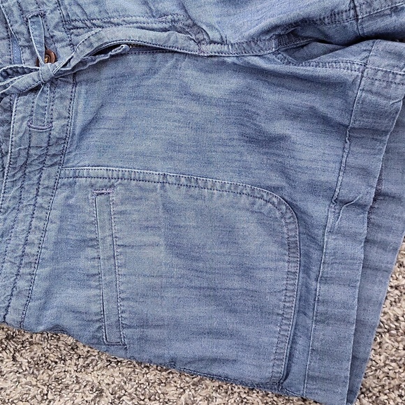 SALE--The Northface blue chambray shorts - Picture 3 of 6